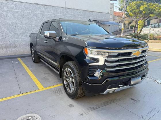 CHEVROLET SILVERADO 5.3 V8 GASOLINA 1500 HIGH COUNTRY 4X4 AUTOMÁTICO CHEVROLET SILVERADO 5.3 V8 GASOLINA 1500 HIGH COUNTRY 4X4 AUTOMÁTICO